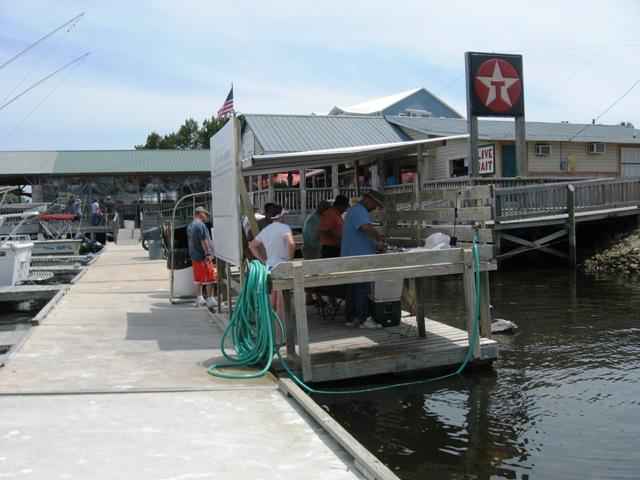 fish cleaning